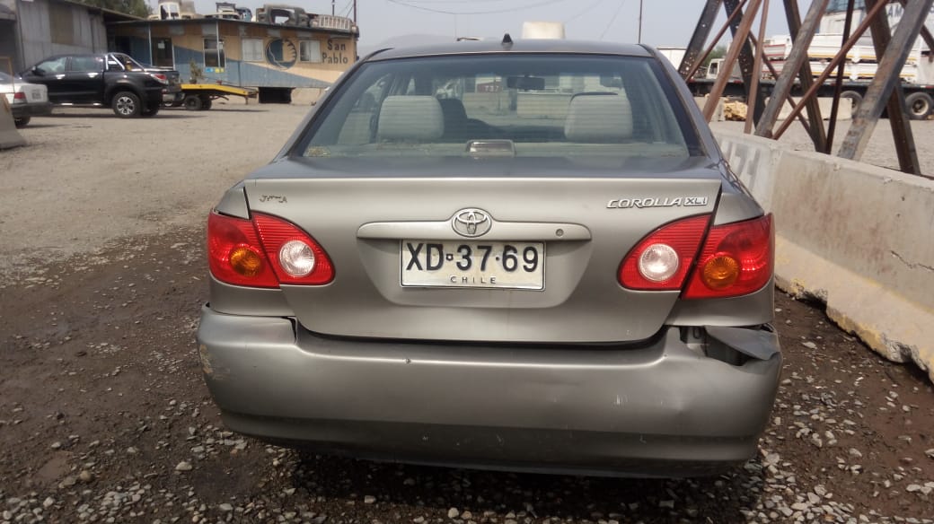  Toyota COROLLA 2004    EN DESARME
